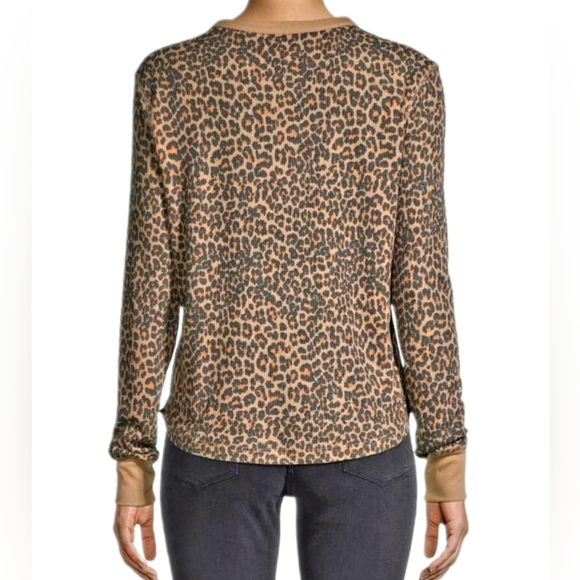 BeachLunchLounge Cheetah/Leopard Print Long Sleeve Henley T Shirt Size Medium - Picture 2 of 4